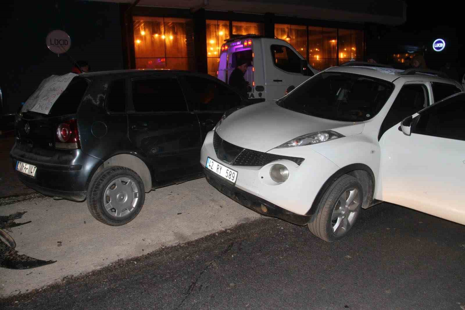 dogum gunu kutlamasi yolunda kaza 4 yarali 2 FYthrXMy