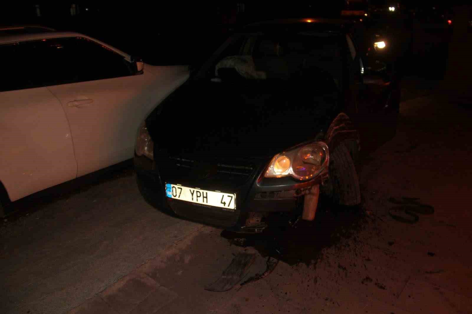 dogum gunu kutlamasi yolunda kaza 4 yarali 4 pfdlL7aA