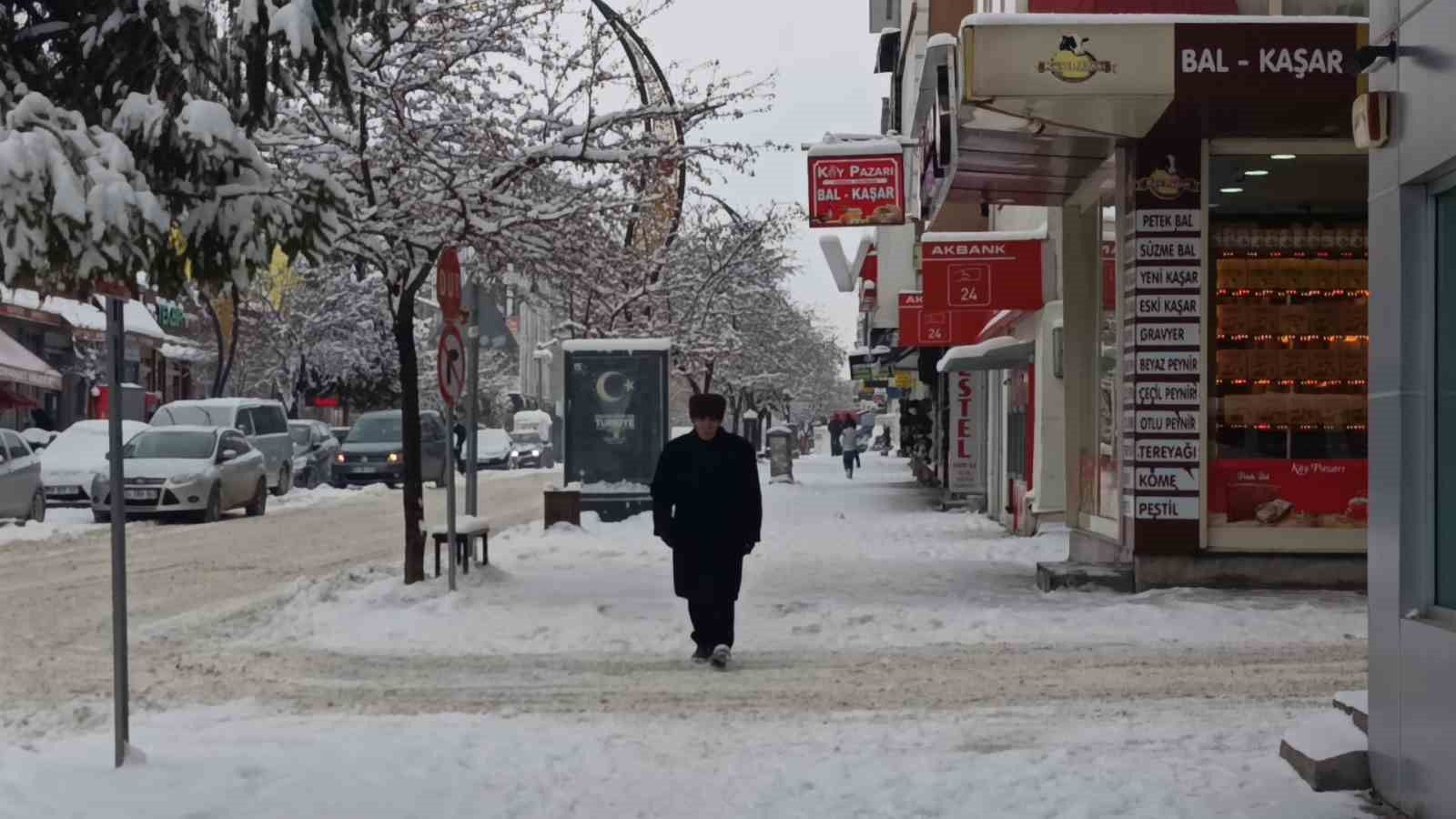 dogunun incisi kars beyaz gelinligini giydi beyaza burunen kent havadan goruntulendi 7 7vIBjQPC