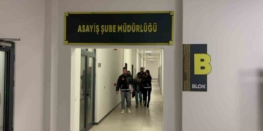 dogurdugu-bebegini-cop-konteynerine-atan-anne-19-yil-sonra-hakim-karsisinda-1QqtYL4z.jpg