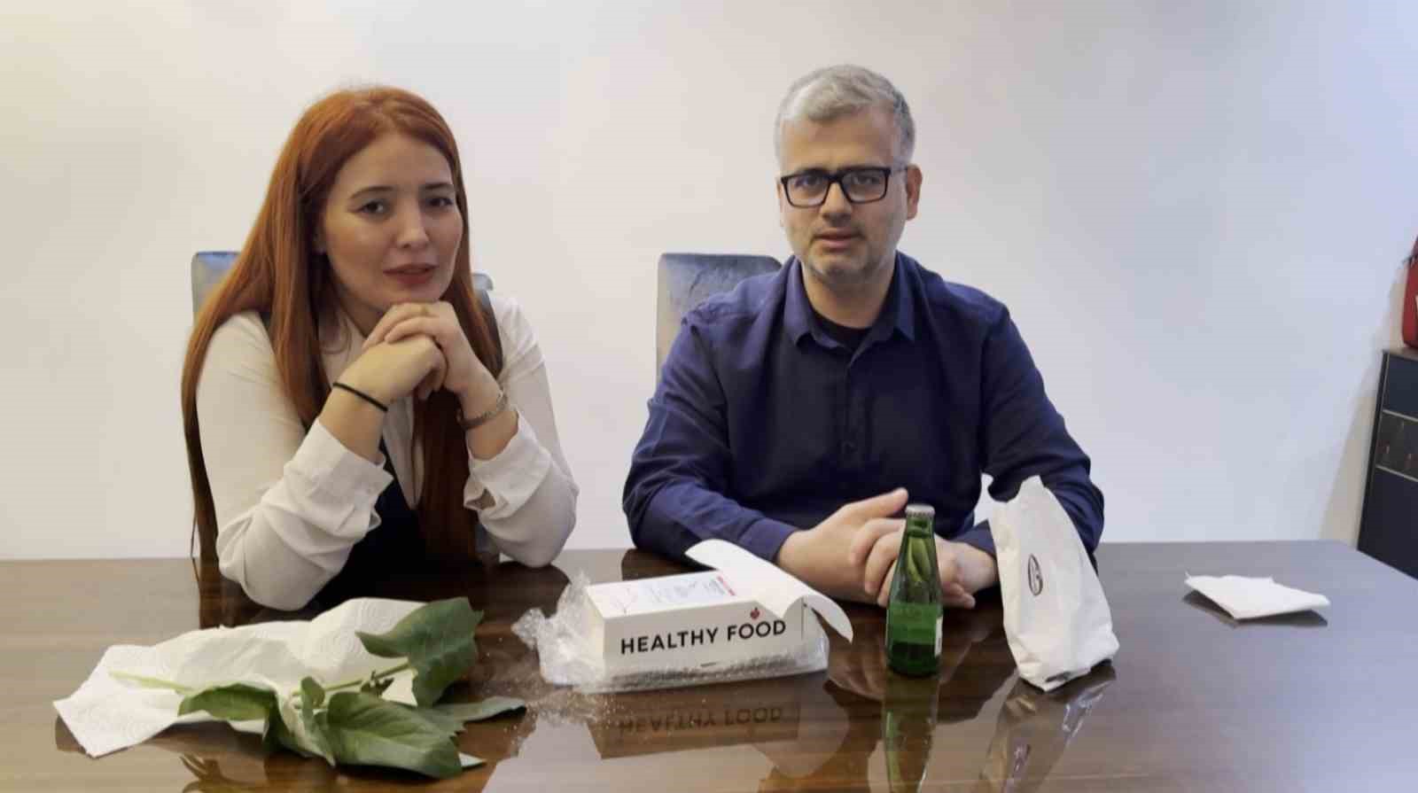 doktor ciftin zor anlari agzina alir almaz fenalasti pazi olarak aldigim ot zehirli tirsik BRC7AHap