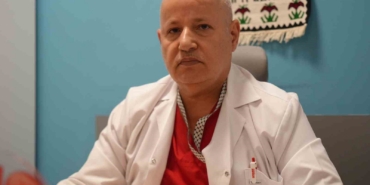 doktorlar-gozlerine-inanamadi-15-yil-erteledigi-ameliyatta-karnindan-dev-kitle-cikti-cqwS2xU9.jpg