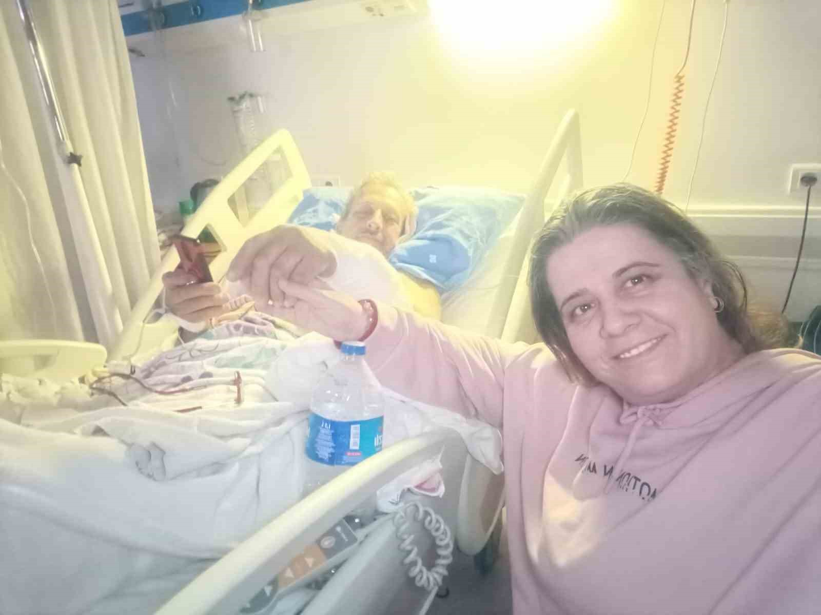 doktorlar yasamaz dedi esinin destegi hayatta tuttu 5 Q7cNUVgD