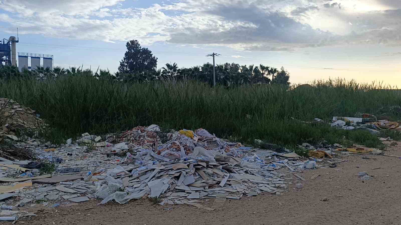 dokulen copler kargilarin yanmasina neden oldu 1 YCl4B5iD