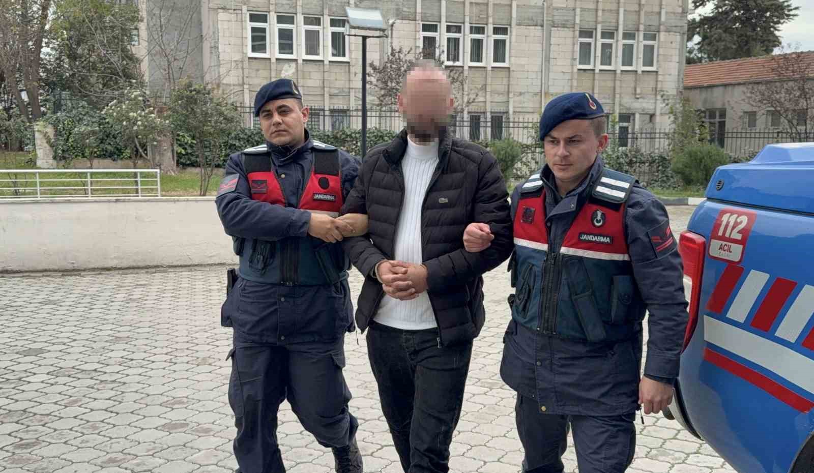 dolmus soforune silahli saldiri duzenleyen dolmus soforu cikti 1 95YBrBA2