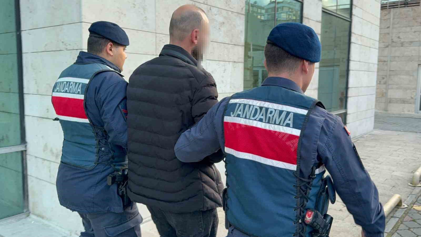 dolmus soforune silahli saldiri duzenleyen sofor tutuklandi 1 dJtNm5sP