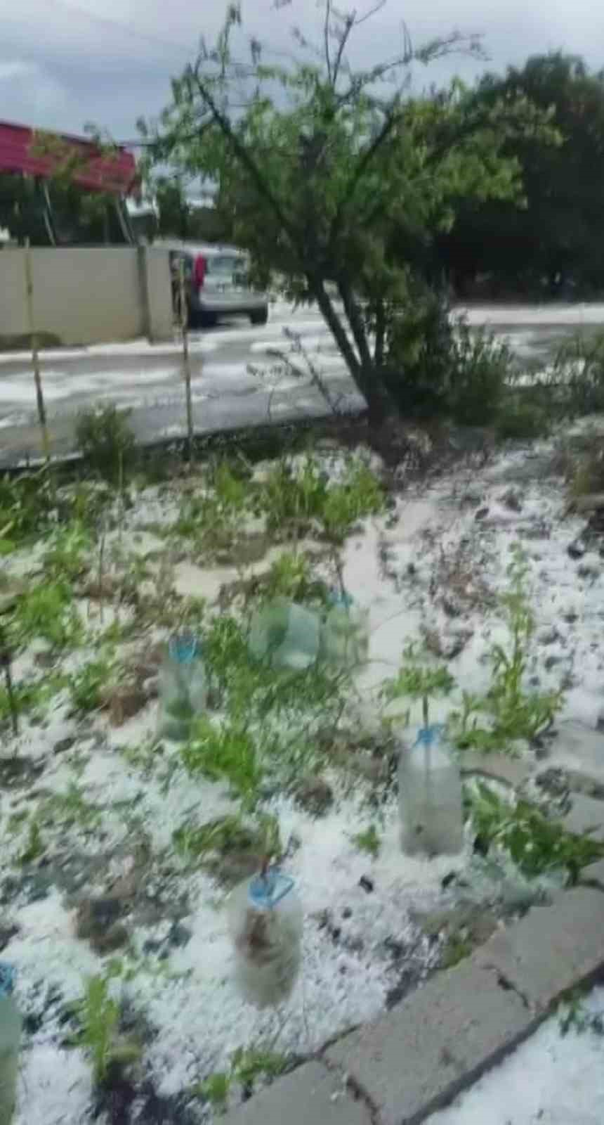dolu yagisi beyaza burudu 0 ZT3hpMSf