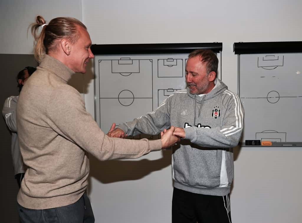 domagoj vidadan besiktasa ziyaret 1 ZDhlQMeA
