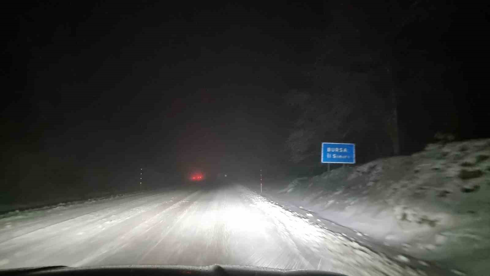 domanic dag yolunda kar ve tipi etkili oldu 2 alTOpNSV