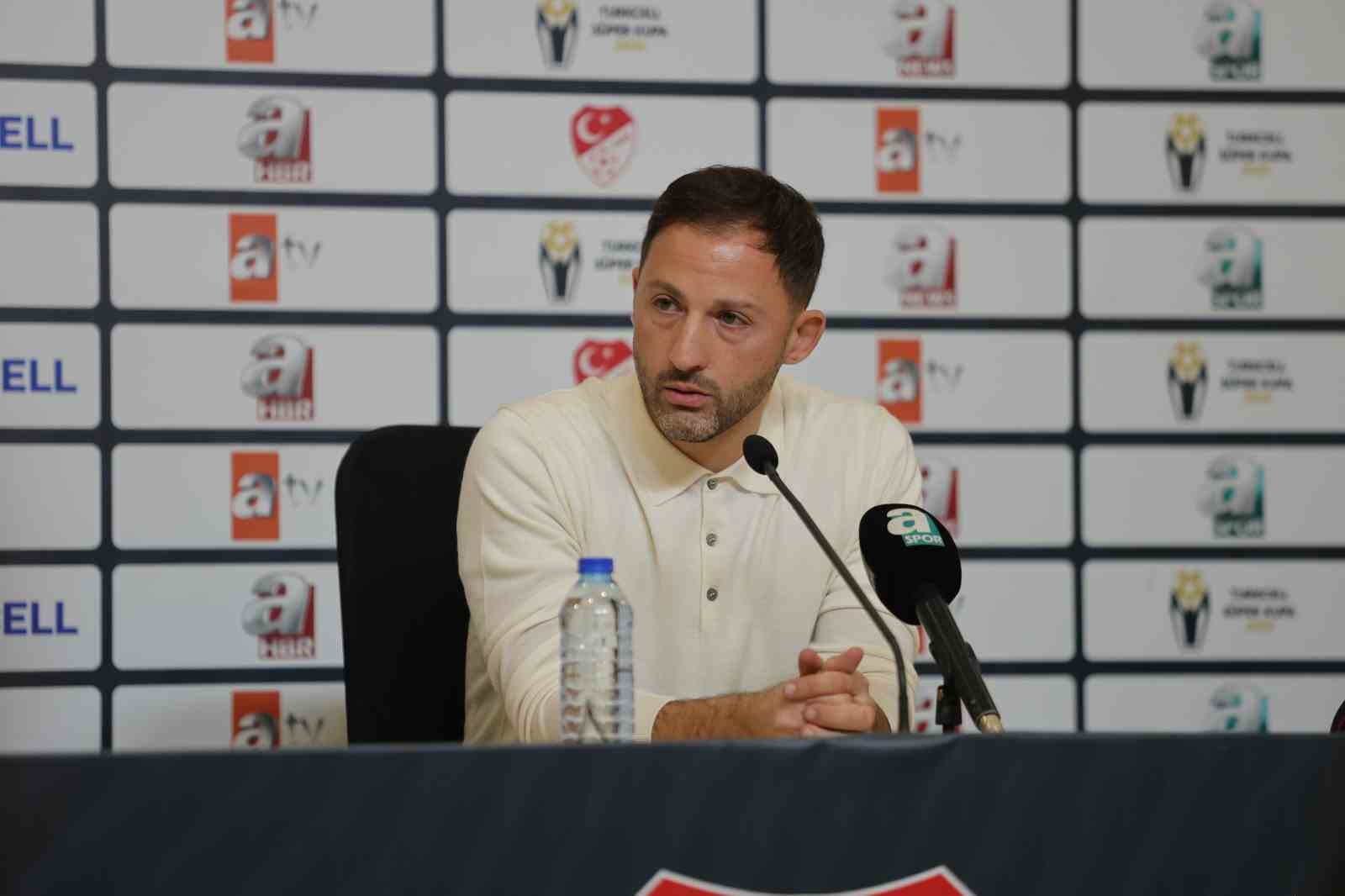 Domenico Tedesco: "Galatasaray maçı bizim için güzel bir test olacak" 10 domenico tedesco galatasaray maci bizim icin guzel bir test olacak 6