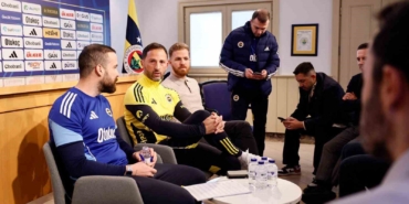 domenico-tedesco-oynamak-istedigimiz-oyun-tarzinda-guce-cok-ihtiyac-var-DEAMzDQu.jpg