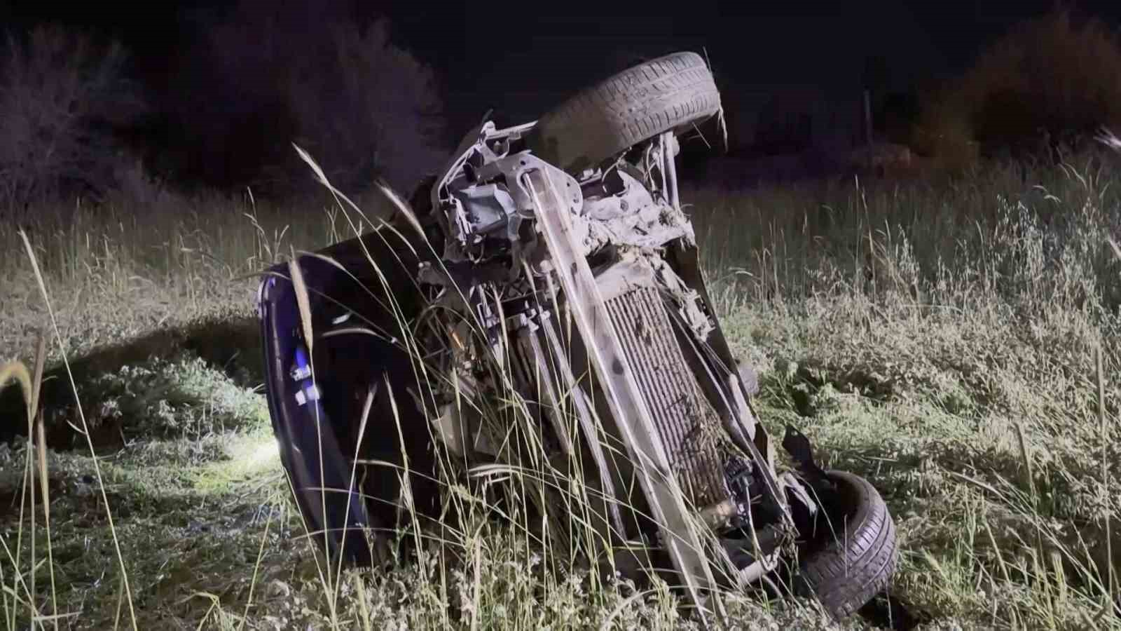 domuza carpan otomobil sarampole uctu 5 yarali 0 3eNzsnyI