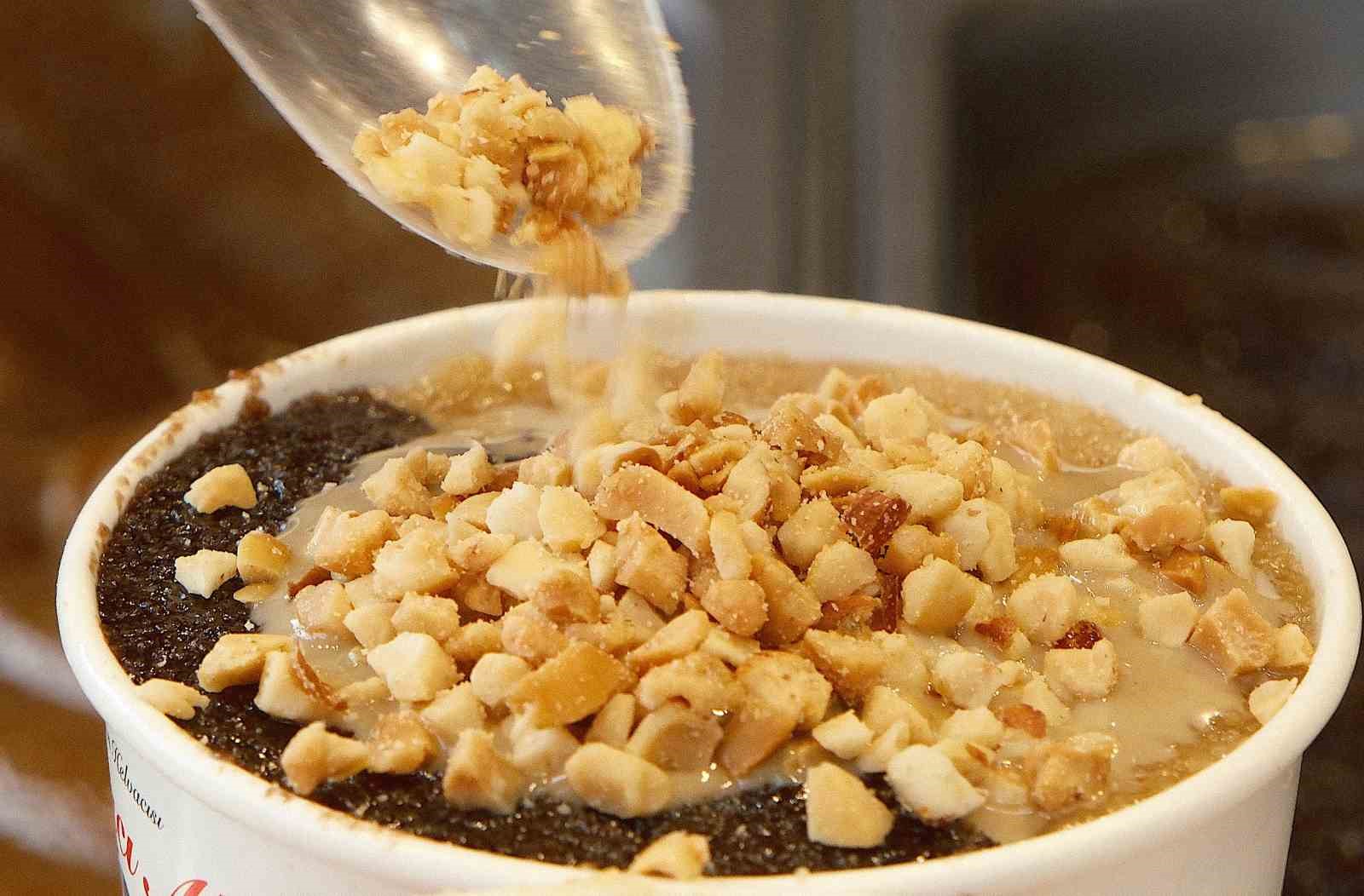 dondurmali irmik helvasi iftarda hafif tatli isteyenlerin tercihi olacak 3 GyIdiLWk