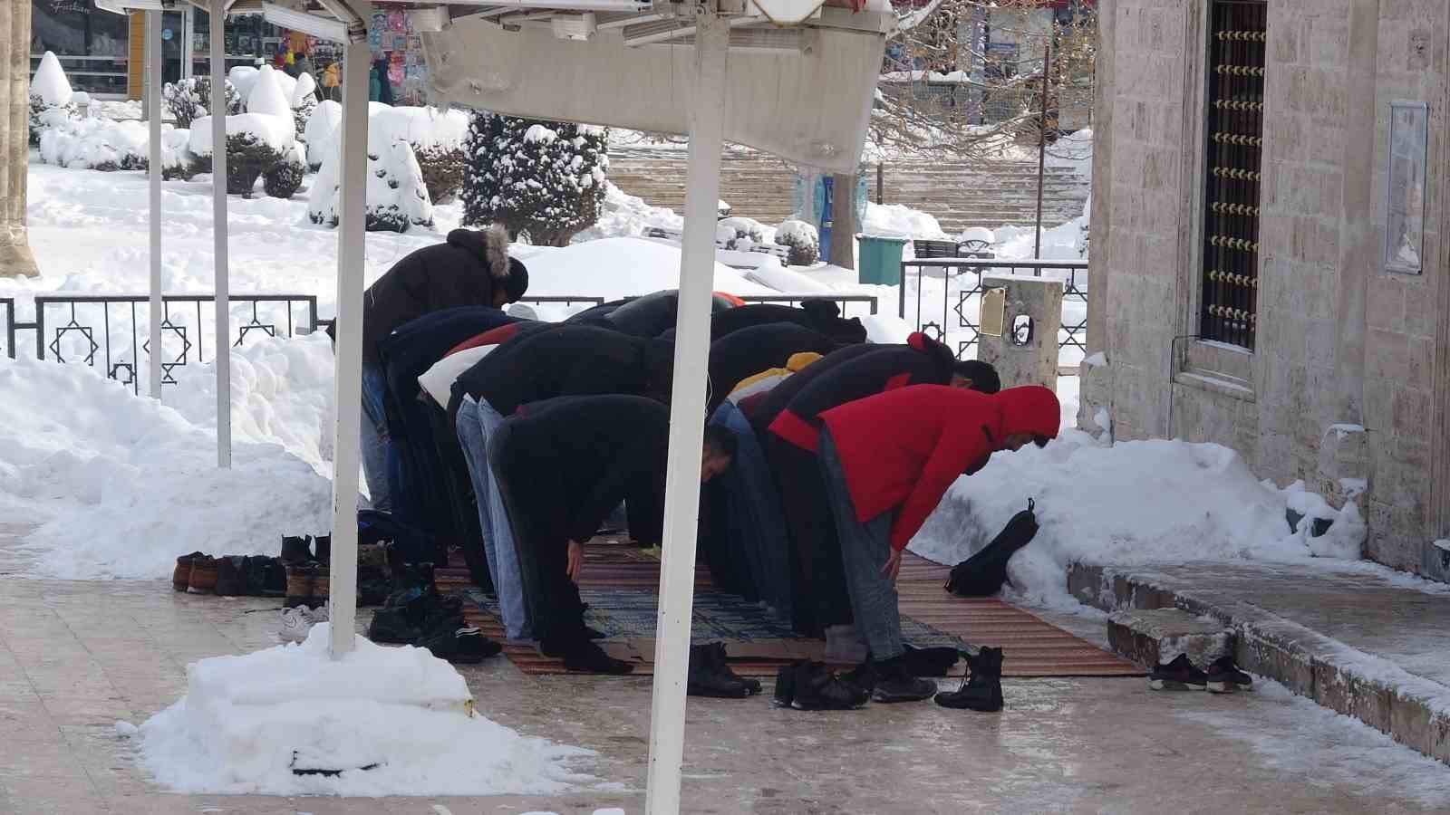 dondurucu soguga aldiris etmediler 4