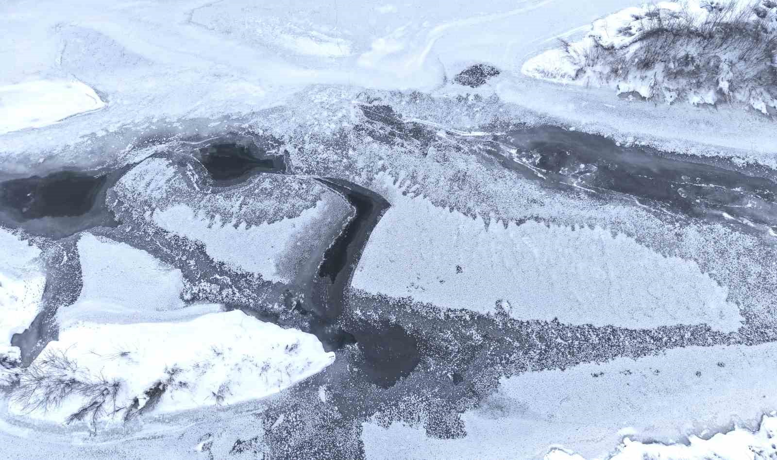 dondurucu soguklarin hakim oldugu musta karasu nehri buz tuttu 0