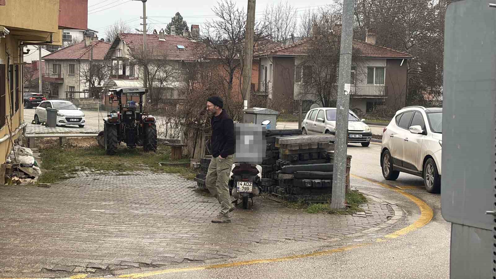 donel kavsakta motosiklet ile otomobil carpisti 3 zumHyKGc