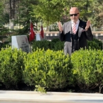 donemin-ozel-kuvvetler-komutani-aksakalli-sehit-omer-halisdemirin-kabrini-ziyaret-etti-15-temmuz-tarihi-H2ZNtd53.jpg