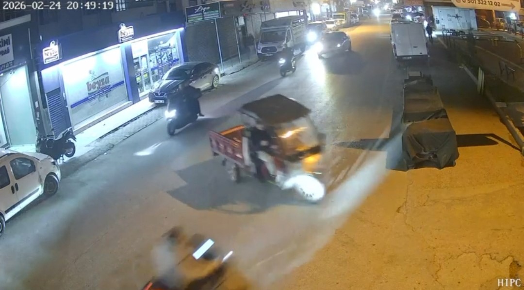 doner ustasi motosiklet surucusu kaza sonrasi kacip gittiler 4 Lia1lzFj