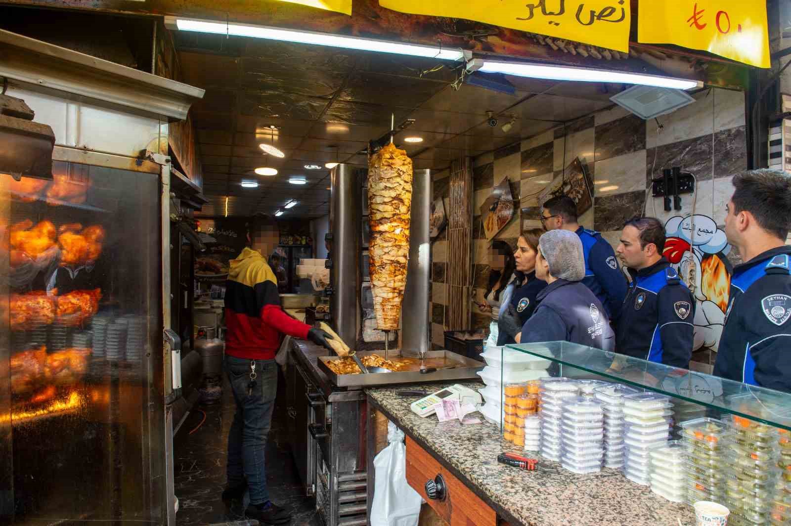 donerciden kurtlu salca ve tursu cikti 6 FZmQRY7j