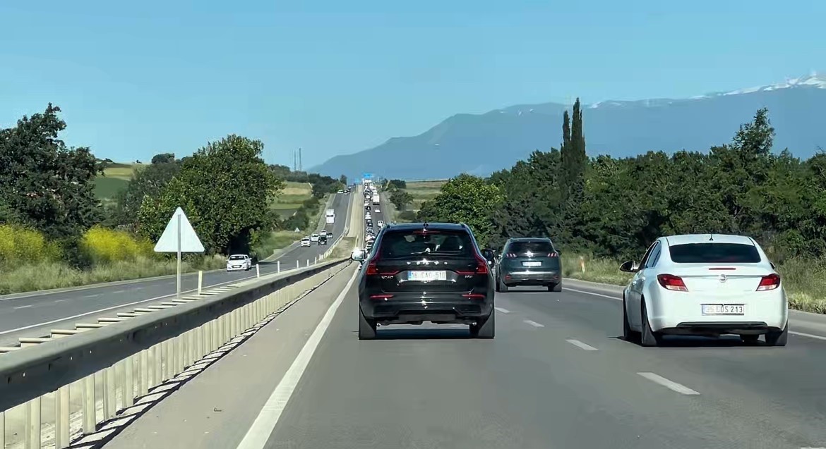 donus yogunlugu basladi bursa yolunda uzun kuyruklar olustu 0 uhTLc1rS
