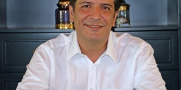 dosemealti-eski-belediye-baskani-turgay-genc-tutuklandi-QMh4VsA5.jpg