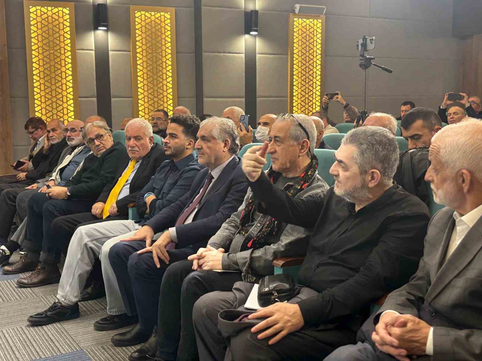 dostlari ahmet arvasiyi andi 1