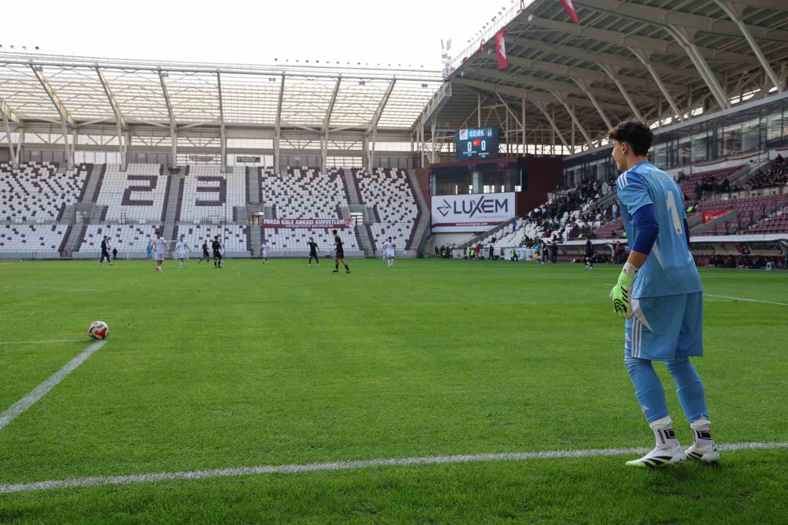 dostluk maci elazigspor u16 2 besiktas u16 1 8 zQKLdnOM