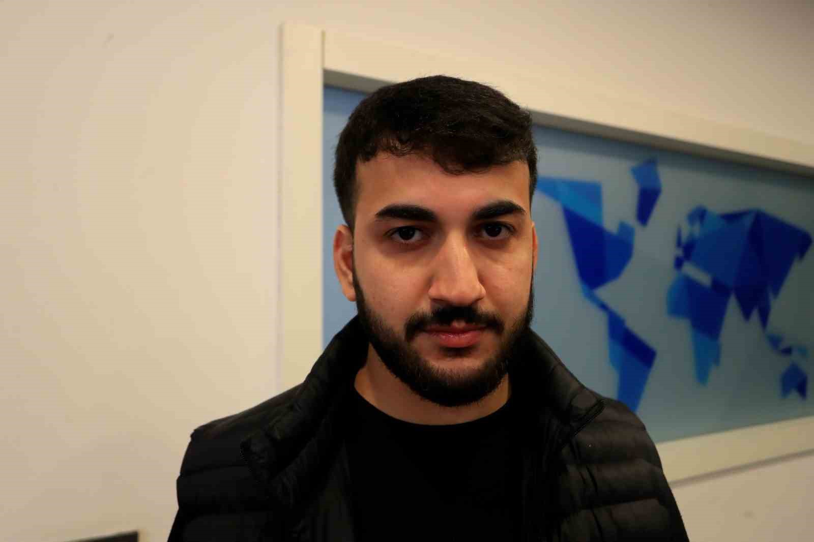 dovme sildirmek isterken kabusu yasadi elindeki dokular oldu 3 kOy6Xlww
