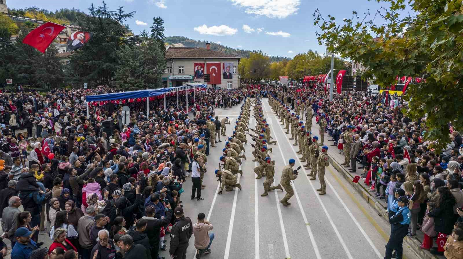 Dövüş sanatlarındaki hünerlerini sergileyen jandarma komandolar nefes kesti 5 dovus sanatlarindaki hunerlerini sergileyen jandarma komandolar nefes kesti 1 2Kw9QgcG