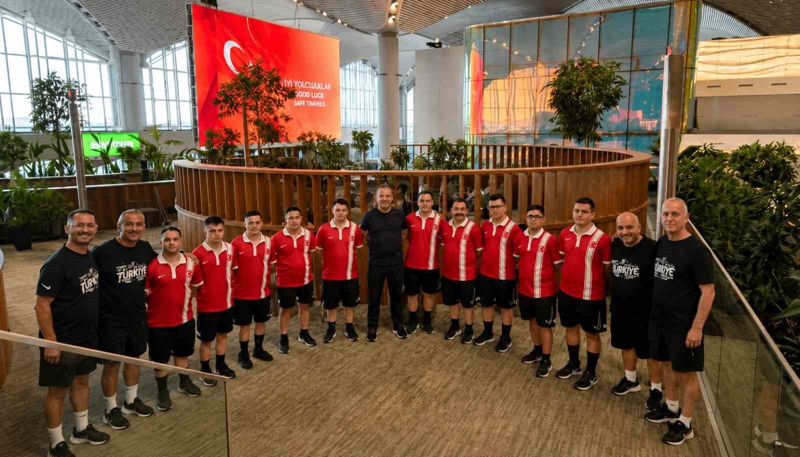 Down Futsal Milli Takımı’nın Genuine Cup için ABD’ye yolculuğu başladı 4 down futsal milli takiminin genuine cup icin abdye yolculugu basladi 0 X7ze4fhu
