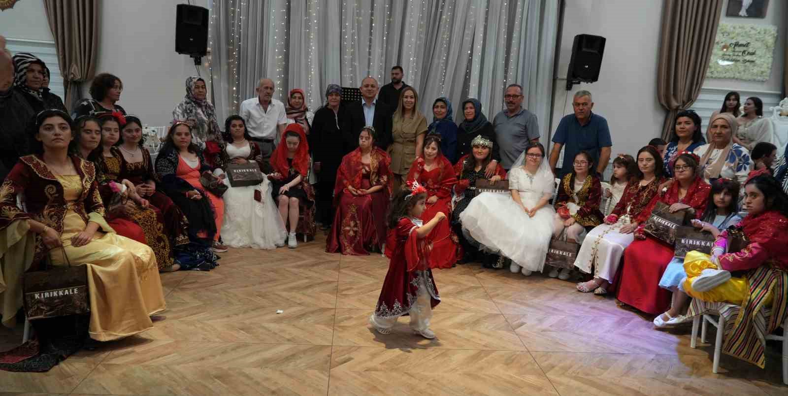 down sendromlu genc kizlarin kina hayali gercek oldu 5 Jc5FeqBq