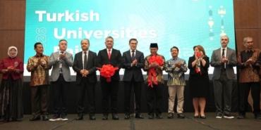 dpunun-endonezya-temaslari-yokun-uluslararasilasma-politikasina-sahada-ornek-oldu-15gYql2S.jpg
