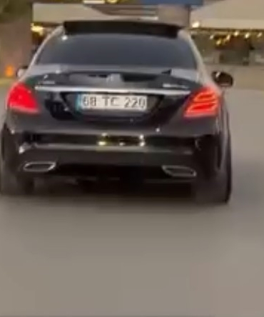 drift-atan-surucunun-tehlikeli-yolculugu-kamerada-akVtqHgG.jpg