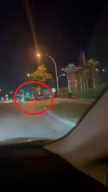 Drift atarken kazadan kıl payı kurtuldu 6 drift atarken kazadan kil payi kurtuldu 2 IVjH6Xpm