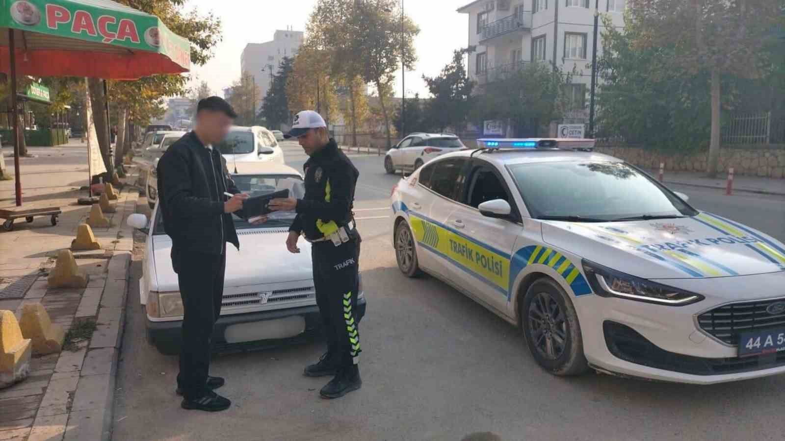 drift yapan surucu kameralara yakalandi 0 Uzwr2sky