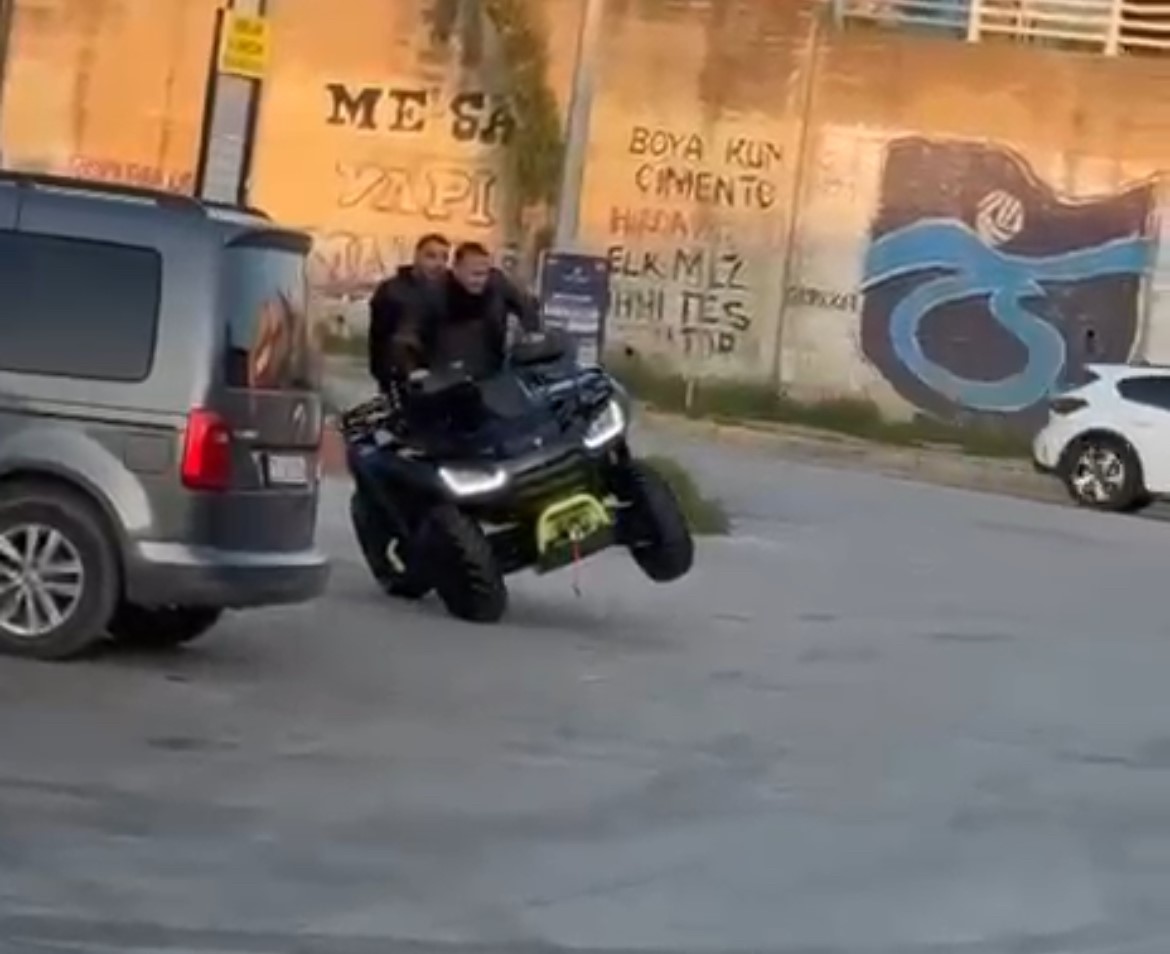 driftin bedelini agir odedi hem ehliyetinden oldu hem 146 bin lira ceza yedi 1 QaAcKntM