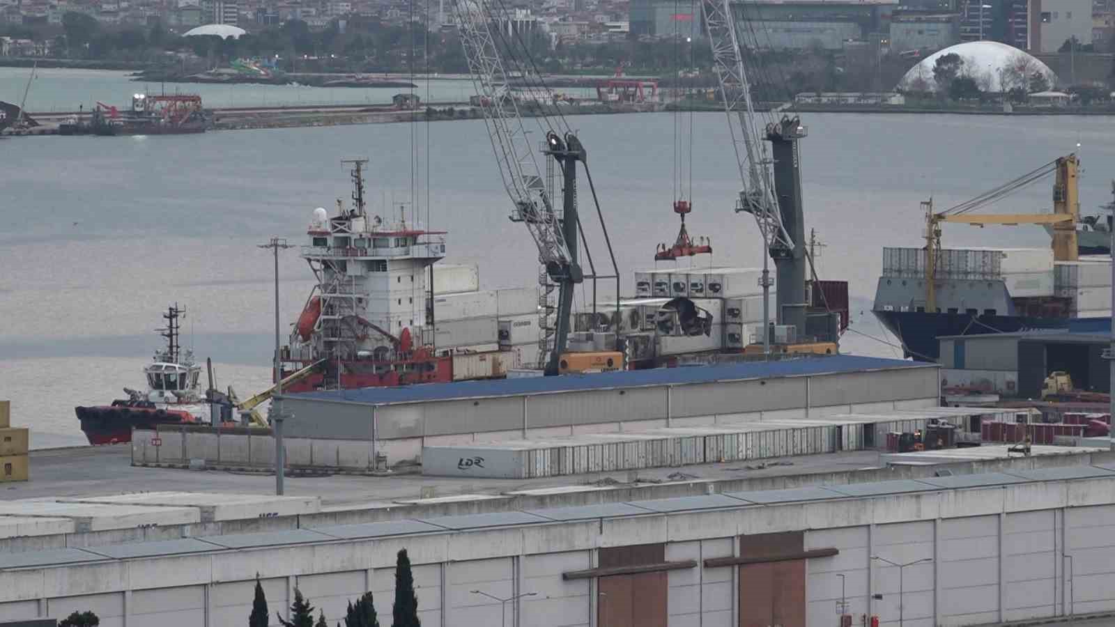 dron saldirisina ugrayan gemi samsun limanina demirledi 3 ZDvPULKq