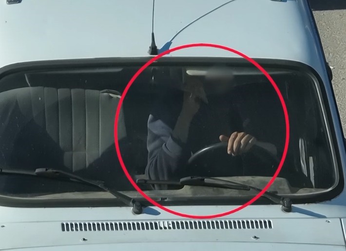 dronu gorunce emniyet kemerini taktilar 2 RdFQtRIG