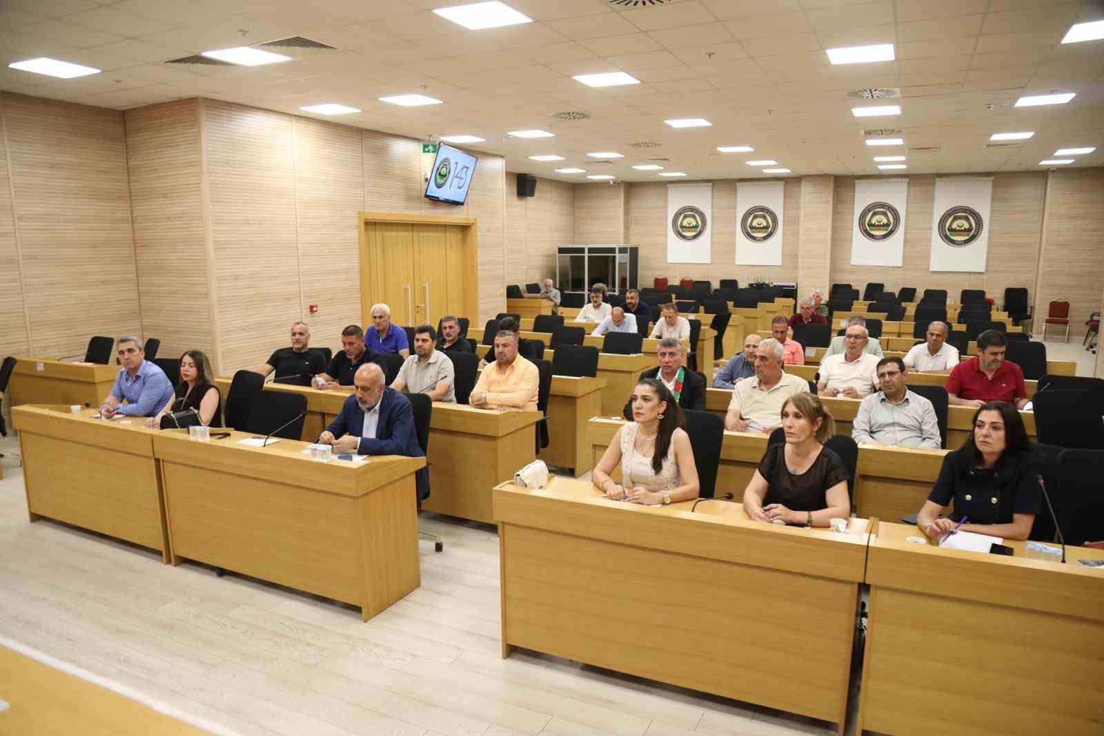 DTSO Başkanı Kaya: "Nusaybin Sınır Kapısı’nın açılması bölge ticaretine ciddi bir nefes aldıracaktır" 7 dtso baskani kaya nusaybin sinir kapisinin acilmasi bolge ticaretine ciddi bir nefes aldiracaktir 3