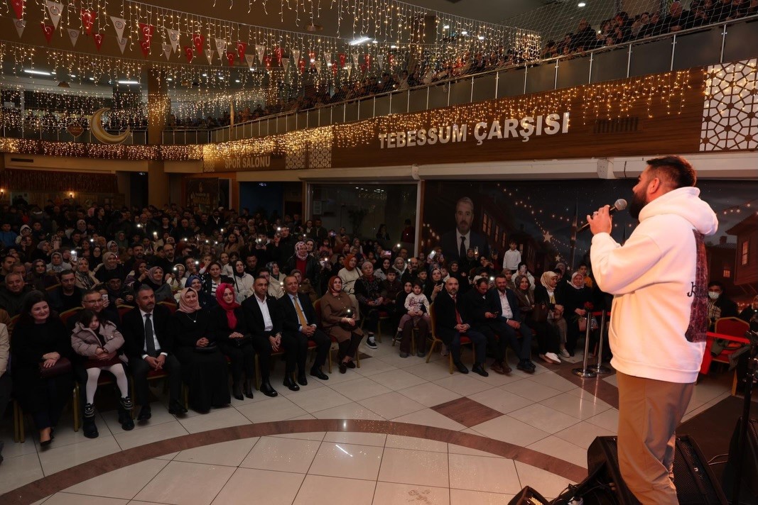 dualar ilahiler ve ezgilerle pursaklarda ramazan basladi 1 fqcRMpRc