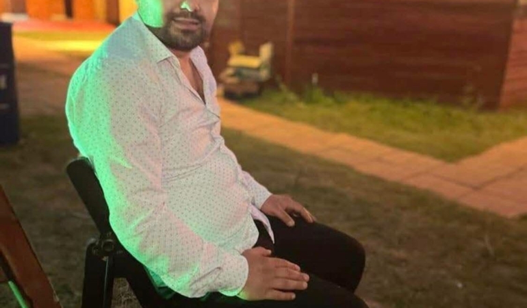 duble-yoldan-karsiya-gecerken-otomobilin-carptigi-adam-hayatini-kaybetti-XN5TKzXL.jpg
