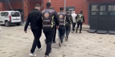 dugun-konvoyunda-trafigi-tehlikeye-atan-sahislara-15-bin-888-tl-ceza-HKe3EEYV.jpg