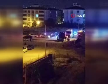 dugun-konvoyunda-yolu-kapatan-tirlara-556-bin-lira-ceza-yazildi-qmseOliQ.jpg