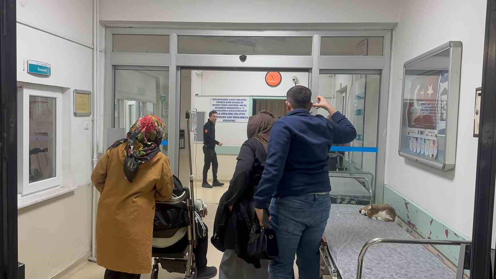 dugun yemegi 8 kisiyi hastanelik etti 0 dJjtd2cm
