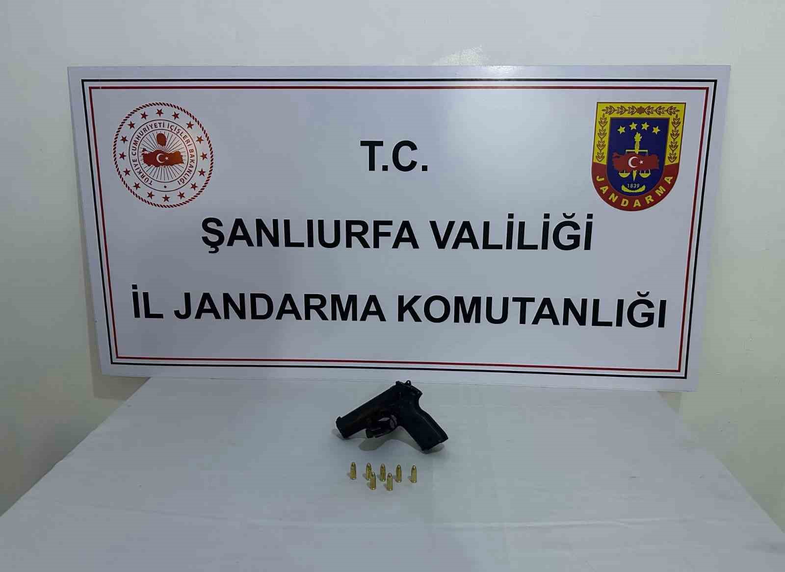 Düğünlerde havaya ateş açan 5 şüpheli yakalandı 5 dugunlerde havaya ates acan 5 supheli yakalandi 1