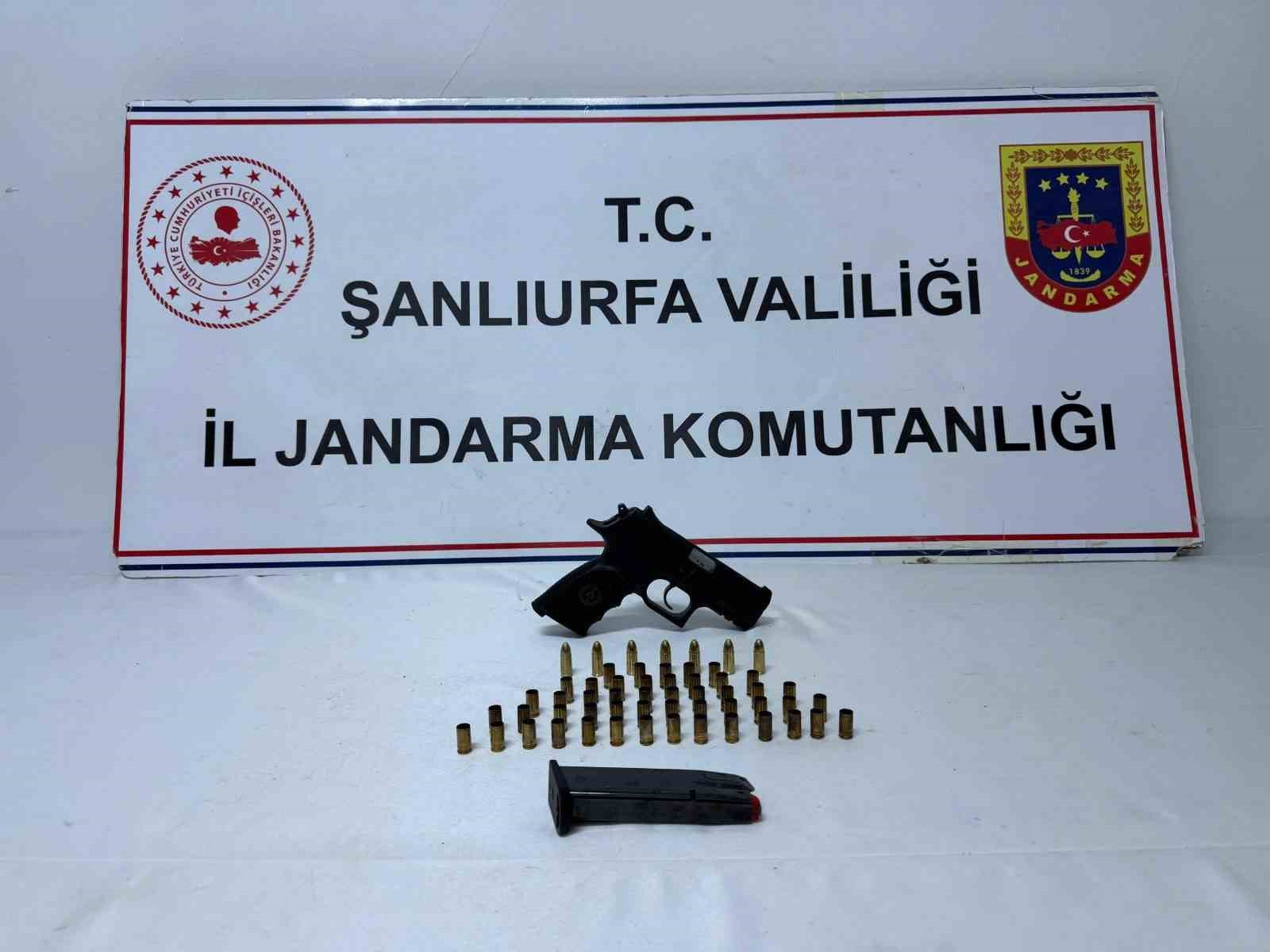 Düğünlerde havaya ateş açan 5 şüpheli yakalandı 6 dugunlerde havaya ates acan 5 supheli yakalandi 2 brPK1LEa