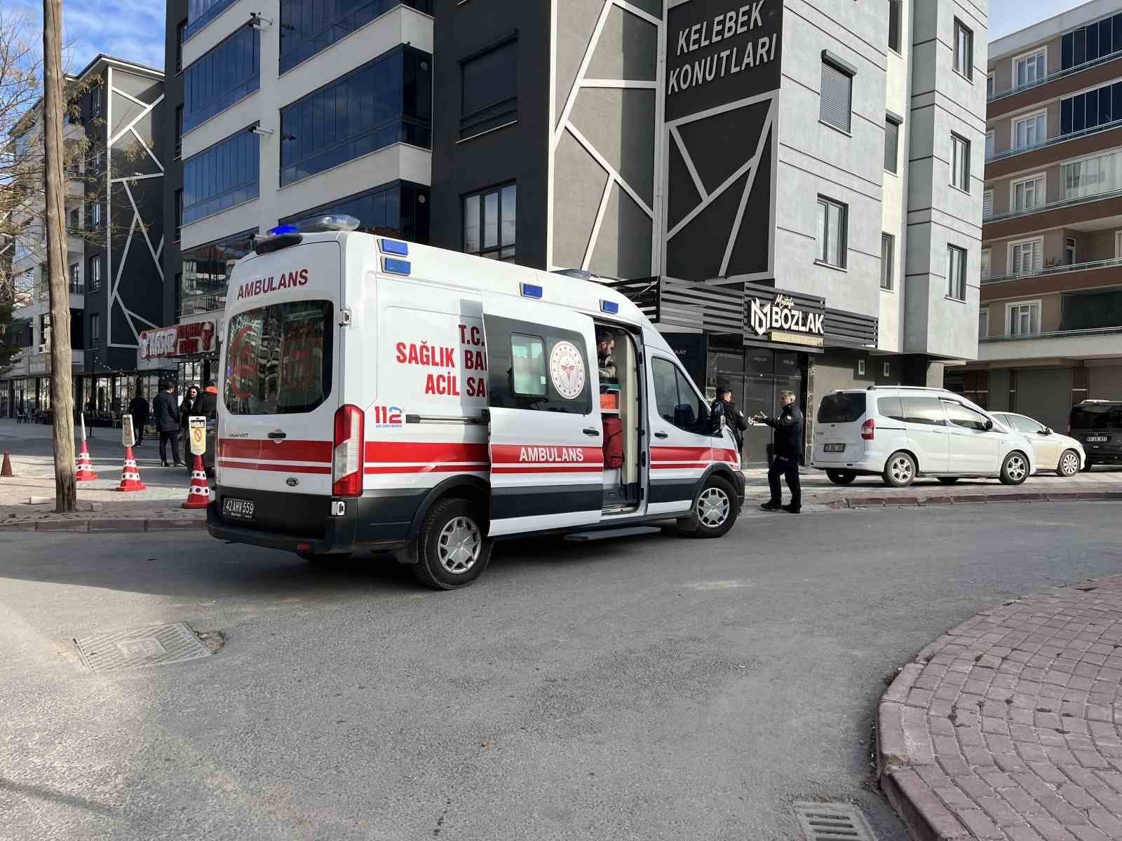 dukkan sahibini bicaklayan kiraci ve arkadasi adliyeye sevk edildi 1 8TGUOaJf