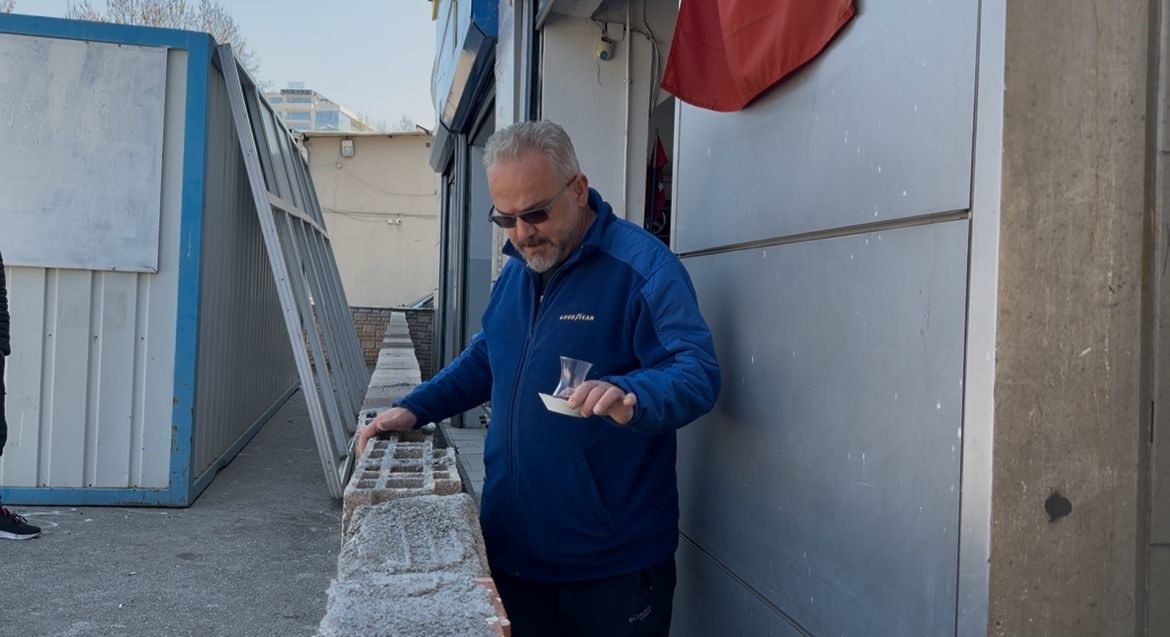 dukkanin onune duvar ordu kiracisi isyan etti bizi acik cezaevine cevirdi 5 uLg3WfnS