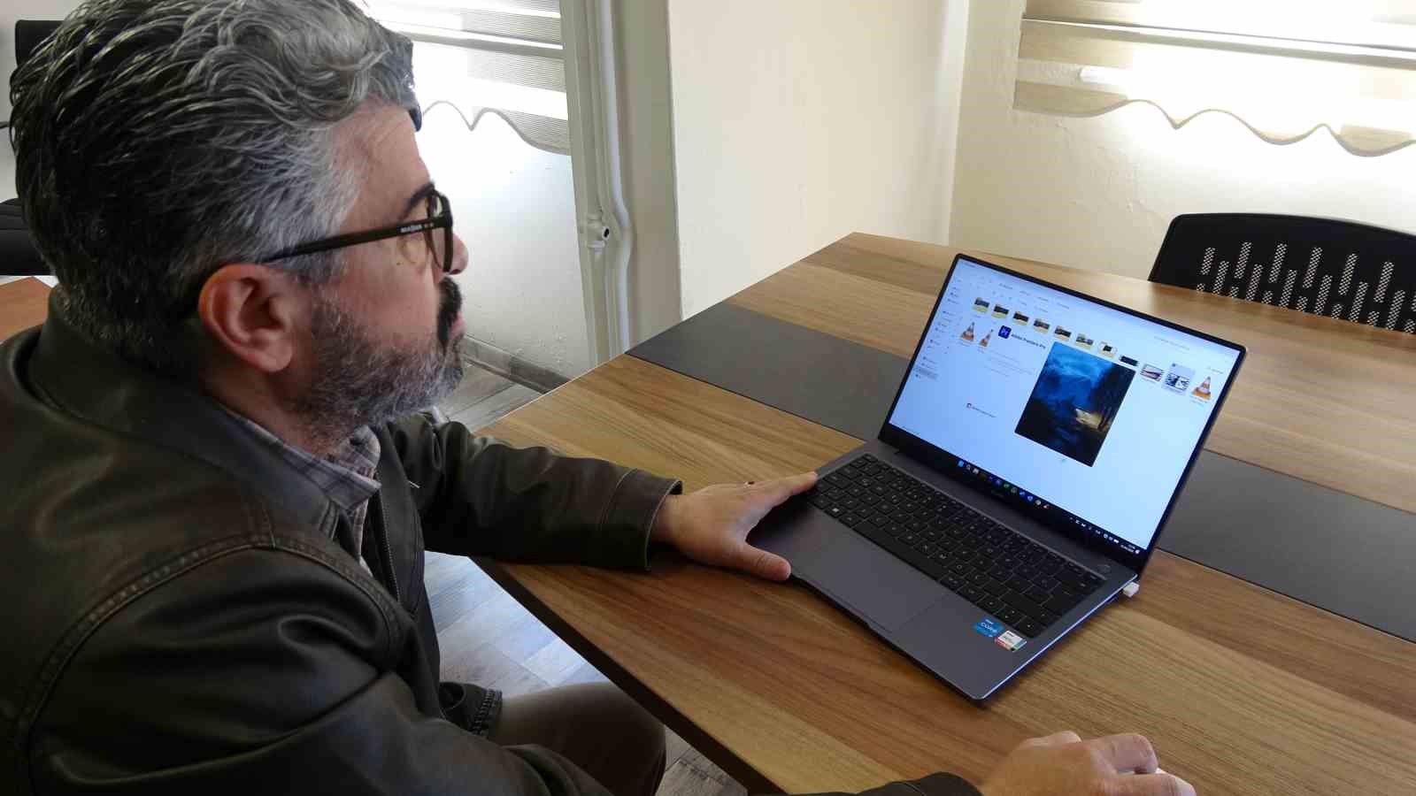 Dumlupınar Denizaltı Faciası yapay zeka ile yeniden canlandırılıyor 12 dumlupinar denizalti faciasi yapay zeka ile yeniden canlandiriliyor 8 N3c7KiGj
