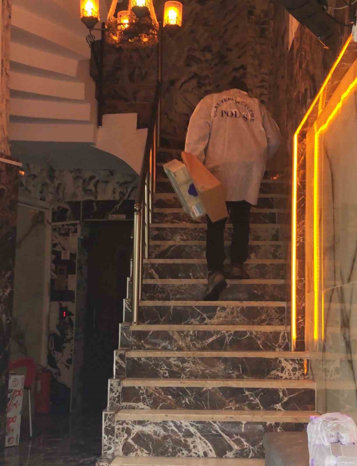 dun giris yaptigi apart otel odasinda olu bulundu 6 Y2XlzQ1e
